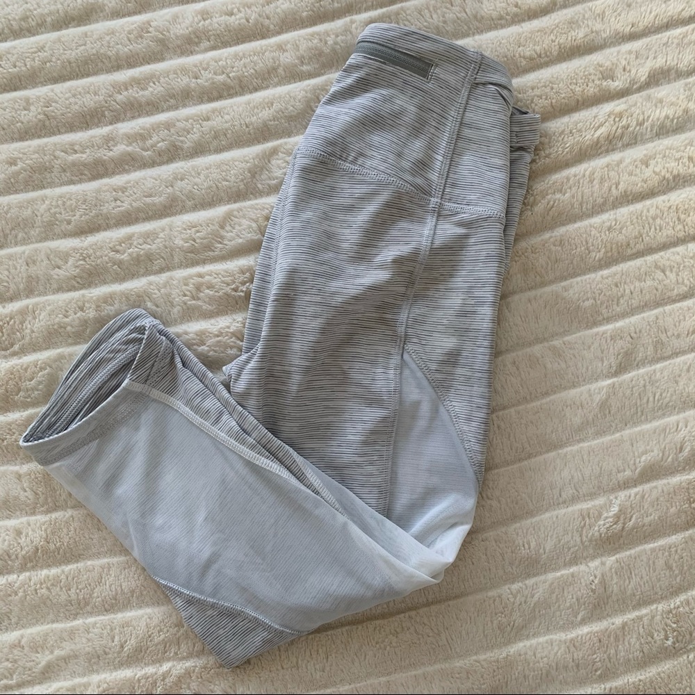 Lululemon cropped pant